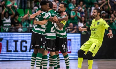 Futsal: Sporting vence Portimonense em jogo com 12 golos - TVI