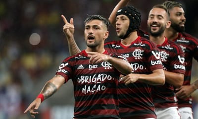 Flamengo domina equipa ideal do Brasileirão e faz história - TVI