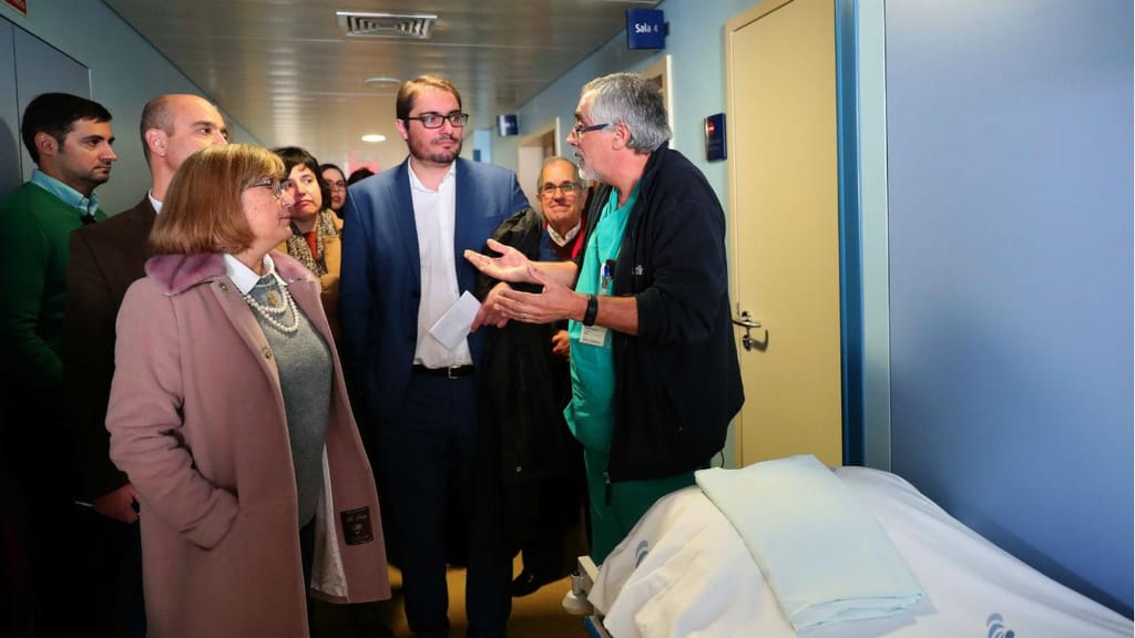 Bancada parlamentar do PCP visitou Hospital do Espírito Santo, em Évora