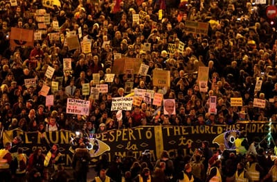 COP25: meio milhão em Madrid na Marcha pelo Clima encabeçada por Greta Thunberg - TVI