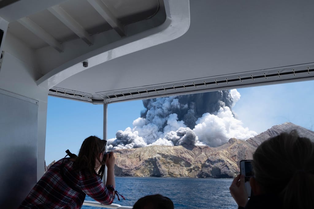 Erupção de vulcão na Nova Zelândia