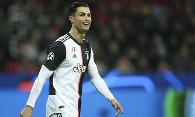Liga Campeões: Ronaldo marca na vitória da Juventus e ajuda Benfica - TVI