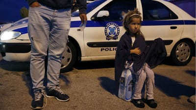 “Centenas de crianças são deixadas por sua própria conta em Lesbos" - TVI