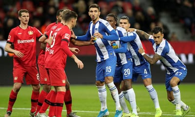 Atenção FC Porto: Bayer Leverkusen derrotado em casa - TVI