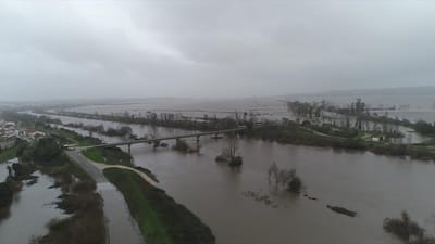 Mau tempo: distrito de Coimbra causa preocupação mas caudal do Mondego está a baixar - TVI