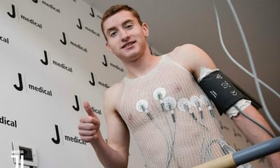 OFICIAL: Kulusevski em exames médicos na Juventus - TVI