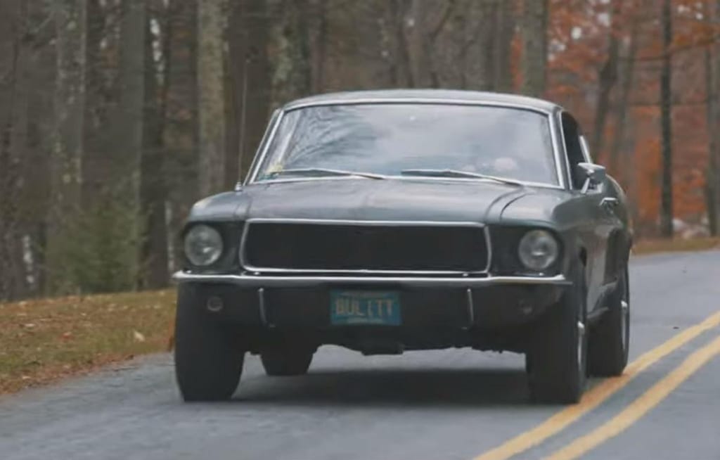 Ford Mustang GT Bullitt (reprodução YouTube Mecum Auctions)