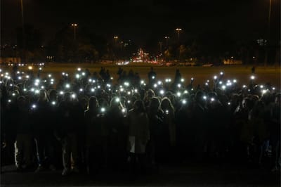 Lisboa: estudantes iluminam Alameda da Universidade para pedirem mais segurança - TVI