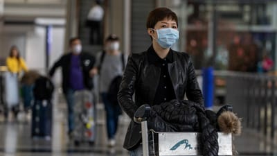 Coronavírus: procura de máscaras obriga a reforço policial junto de farmácias de Macau - TVI