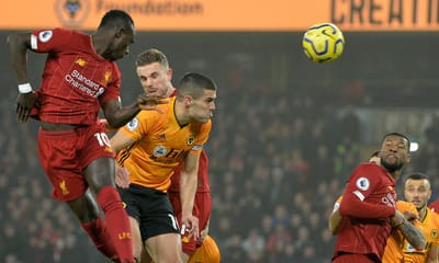 Liverpool bate Wolves e sobrevive ao Molineux - TVI