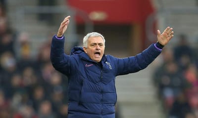 VÍDEO: Mourinho empata em Southampton e repete jogo da Taça de Inglaterra - TVI