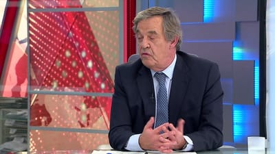 Miguel Sousa Tavares: "Rui Pinto devia ser condecorado no 10 de Junho" - TVI
