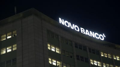 Novo Banco: contrato de venda à Lone Star já chegou ao Parlamento - TVI