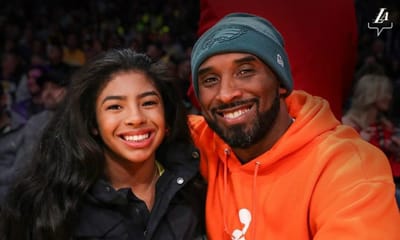 VÍDEO: Los Angeles FC homenageiam Kobe Bryant e Gigi - TVI