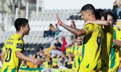 Jogadores do Tondela querem regresso do futebol «se houver condições» - TVI