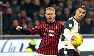 OFICIAL: AC Milan contrata Kjaer em definitivo - TVI