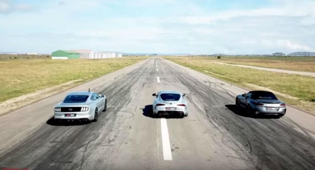 Toyota Supra, BMW Z4, Mustang GT  (Reprodução Youtube Carmag)