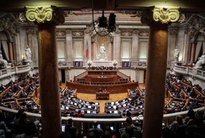 Parlamento aprova criação de grupo de trabalho sobre lei da nacionalidade - TVI