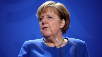 Covid-19: Merkel garante que creches e escolas serão as primeiras a reabrir - TVI