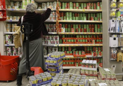 Sindicato defende fecho de supermercados no 1.º de Maio em reconhecimento dos trabalhadores - TVI