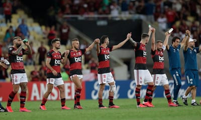 Prefeitura multa Flamengo por violação do Código Sanitário - TVI
