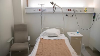 Covid-19: primeiro caso fatal no Algarve "tinha uma situação clínica complexa" - TVI