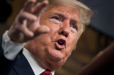 Trump diz que a "OMS estragou tudo" acusando-a de ser pró-China - TVI