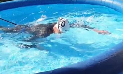 VÍDEO: campeã olímpica treina em piscina insuflável de dois metros - TVI