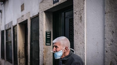 Covid-19: Escolas Médicas pedem aos portugueses para usar máscara - TVI