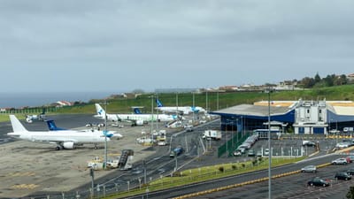 Covid-19: crianças até 12 anos não vão pagar viagem de avião para os Açores - TVI