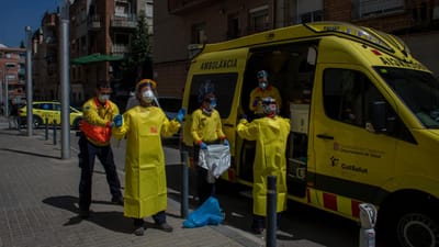 Covid-19: Espanha vai atualizar em alta número de mortes inalterado há 12 dias - TVI