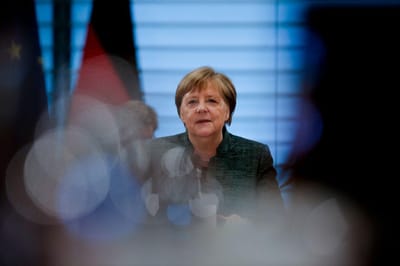 Merkel pede à China transparência sobre “a génese” do vírus - TVI