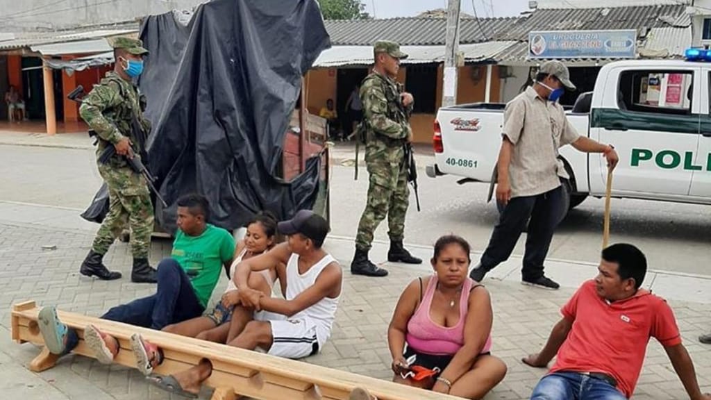 Colômbia: quem não cumpre a quarentena é amarrado pelos pés