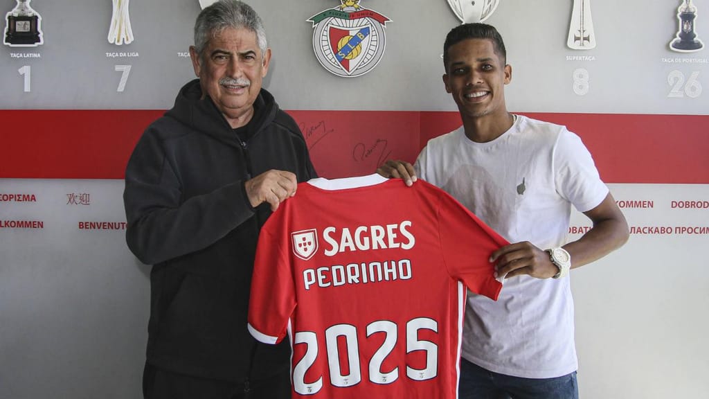 Pedrinho, do Corinthians para o Benfica (20 milhões de euros)
