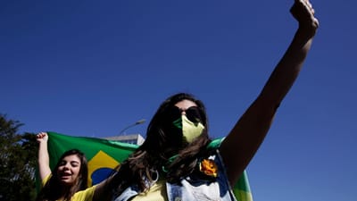 Ataques às sedes dos três poderes no Brasil: primeiro arguido julgado foi condenado a 17 anos de prisão - TVI
