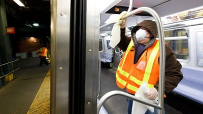 Metro de Nova Iorque fechou pela primeira vez em 115 anos - TVI