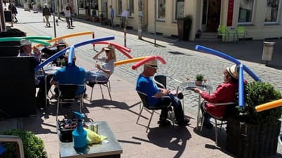 Café na Alemanha tenta garantir distanciamento social com... tubos de natação - TVI