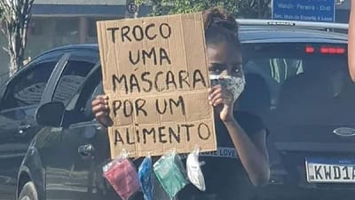 Menina de 9 anos troca máscara por alimentos em semáforo do Rio de Janeiro - TVI