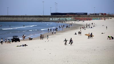 Época balnear até 13 de setembro em 86 praias do Norte - TVI