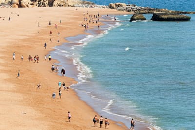 Autoridade Marítima vai fazer ações de sensibilização nas praias no fim de semana - TVI