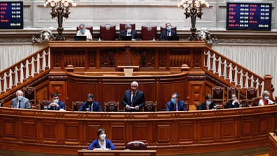 Renovação do estado de emergência debatida e votada hoje no Parlamento - TVI