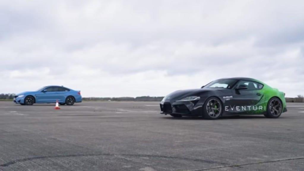 Drag Race Toyota Supra e BMW M4 (Reprodução Youtube Carwow)
