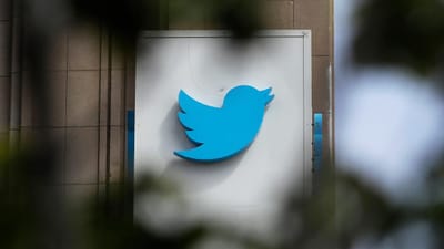 Twitter reforça exigências para a atribuição de contas de confiança - TVI