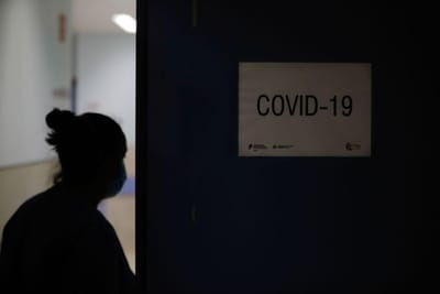 Governo ainda não sabe quando centros de saúde vão voltar em pleno - TVI
