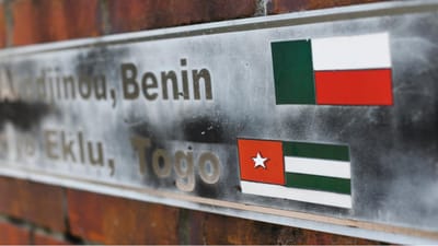 Libertados tripulantes sequestrados em navio de bandeira portuguesa no Benim - TVI