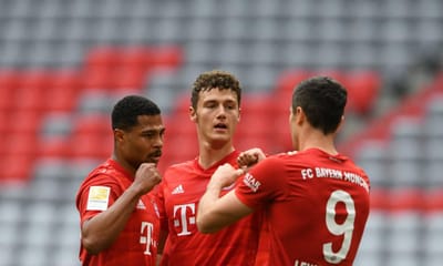 Bundesliga: Bayern de mão cheia rumo ao título - TVI