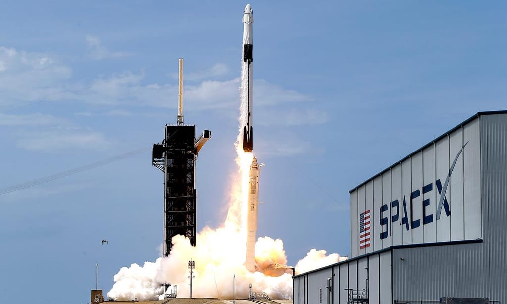 SpaceX (AP/John Raoux)