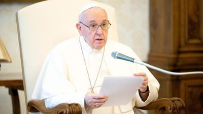 Papa pede diálogo e respeito pela legalidade no Mediterrâneo oriental - TVI
