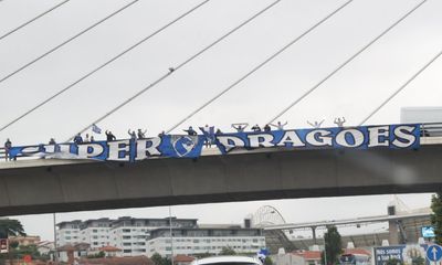 Sobre a VCI e à chegada a Famalicão: as imagens do apoio ao FC Porto - TVI