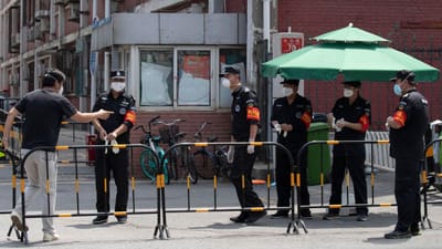 Covid-19: China deteta 44 novos casos nas últimas 24 horas, 31 em Pequim - TVI